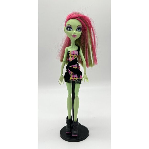 Monster High Doll Venus McFlytrap  Music Festival Doll  2008 w Dress & Shoes - Picture 1 of 5